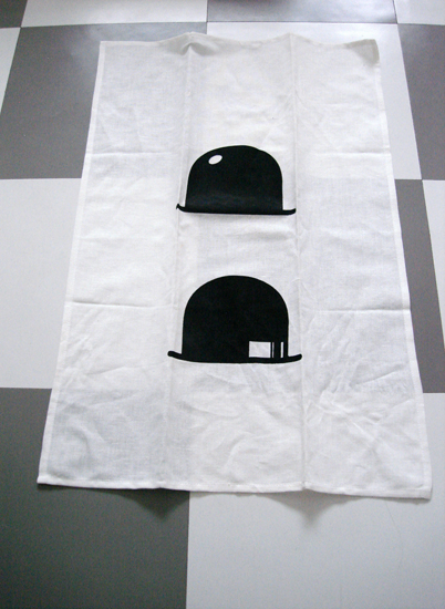 hat_towel
